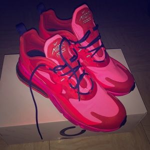 Nike 270 react runners